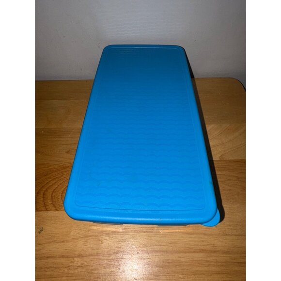 Tupperware FridgeSmart Rectangular Container w/ Lid Fruits& Vegetables Storage - Picture 4 of 8